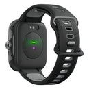 Parte traseira do smartwatch com sensores de frequência cardíaca e contatos de carregamento