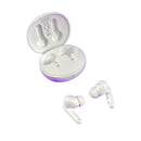 Fones Bluetooth TWS WZ06 brancos posicionados fora do case redondo aberto